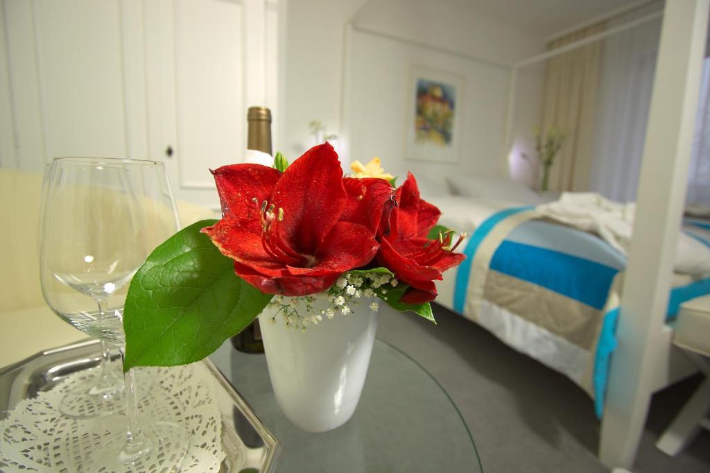 Lupinenhotel Bodensee Sipplingen Værelse billede