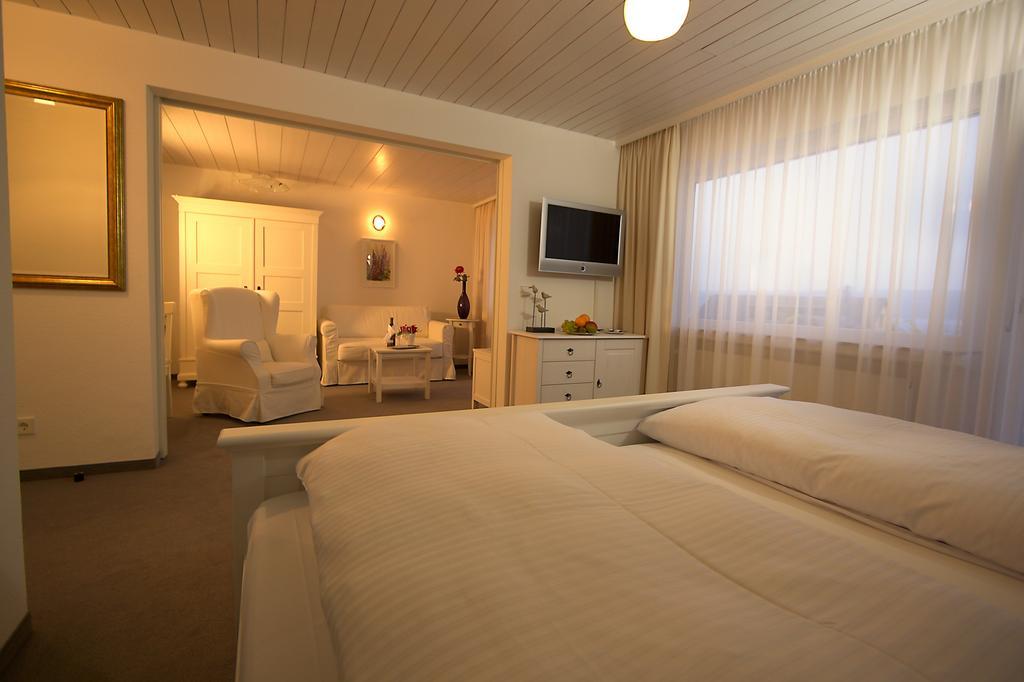 Lupinenhotel Bodensee Sipplingen Værelse billede
